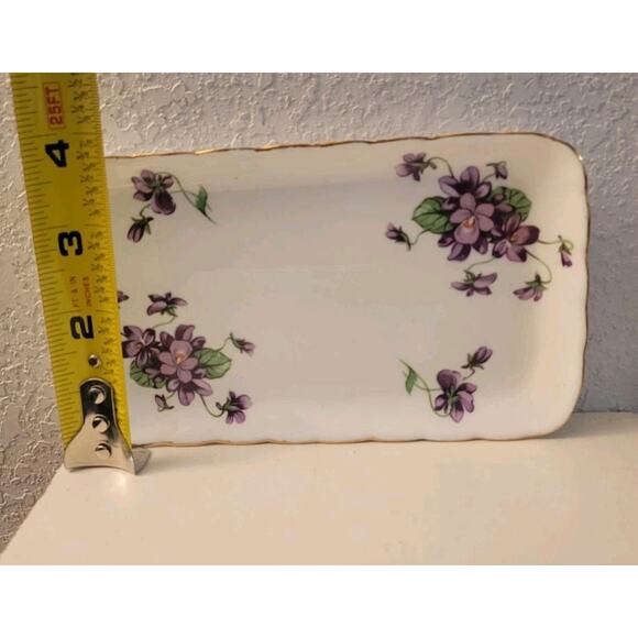 Royal Chelsea English Trinket Dish Violets English Bone China Goldleaf Trim - Picture 4 of 6